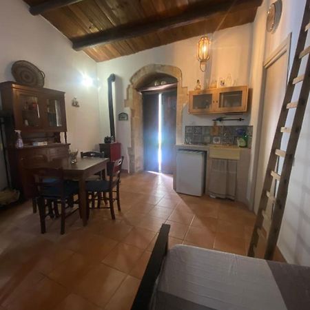 Вилла Casa Martina Палаццоло-Акреиде Экстерьер фото