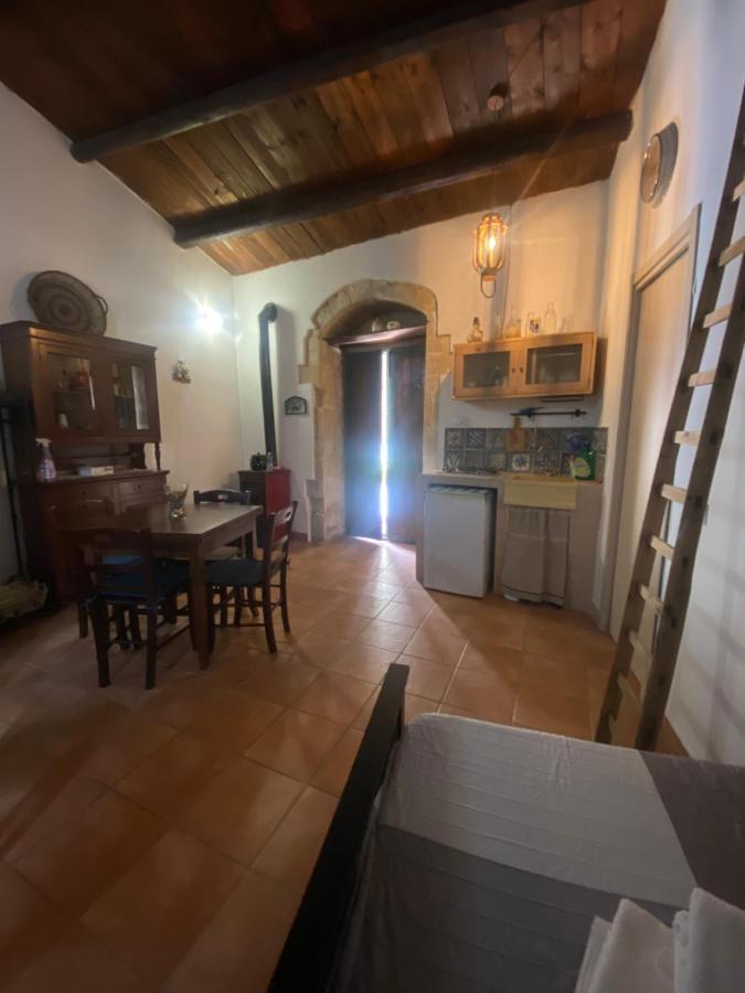 Вилла Casa Martina Палаццоло-Акреиде Экстерьер фото
